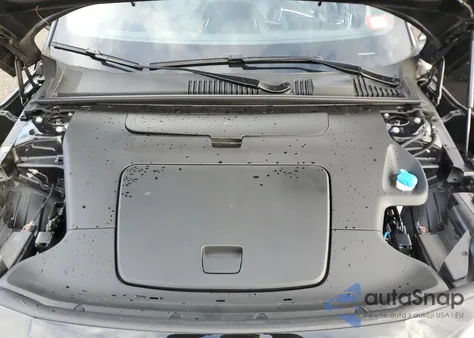 2025 Volvo Ex30 Ultra z USA, uszkodzony, nr VIN YV4EK3ZL7SS132370